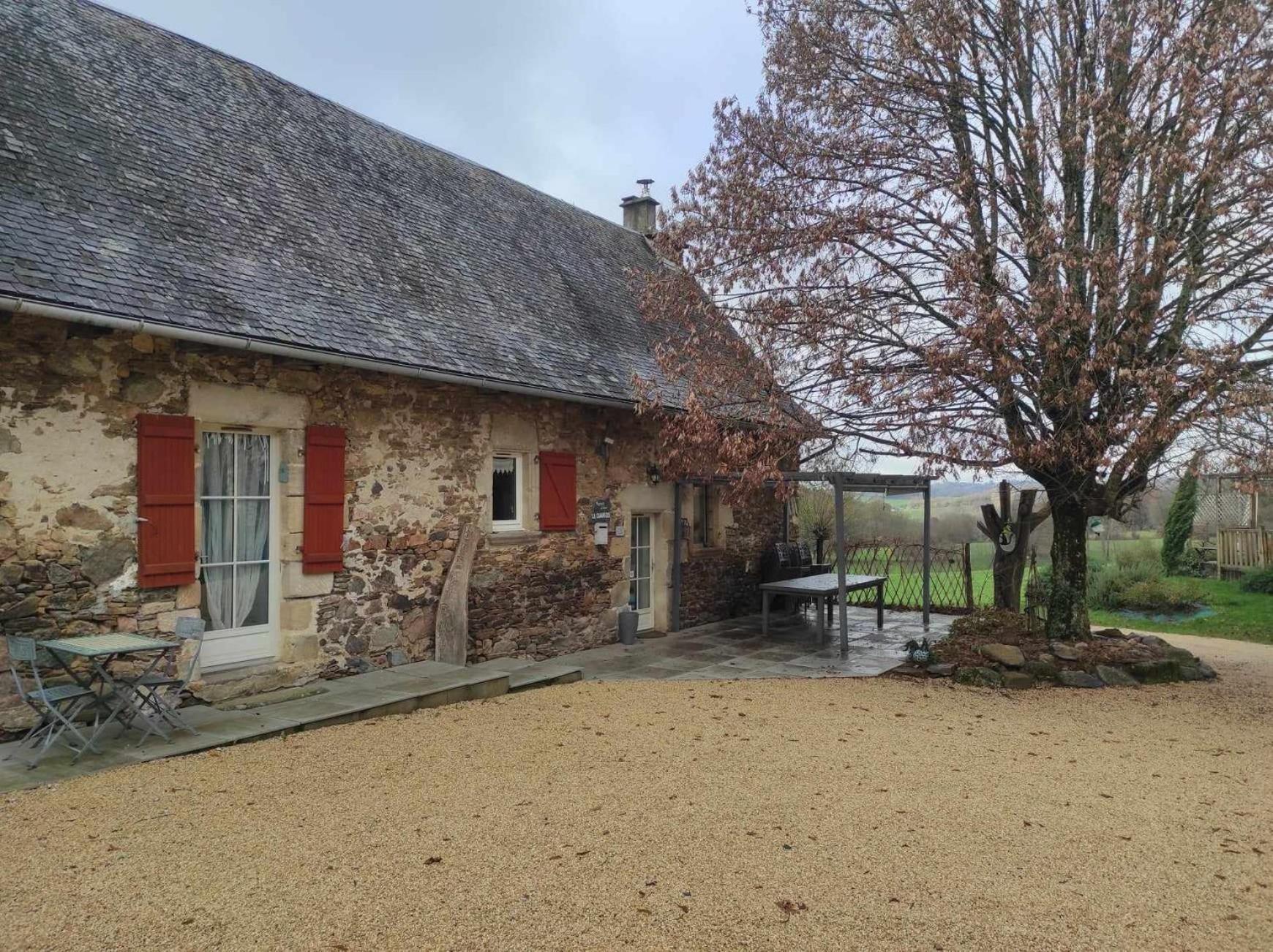 Domaine De La Clauzade Bed & Breakfast Saint-Germain-les-Vergnes Ngoại thất bức ảnh