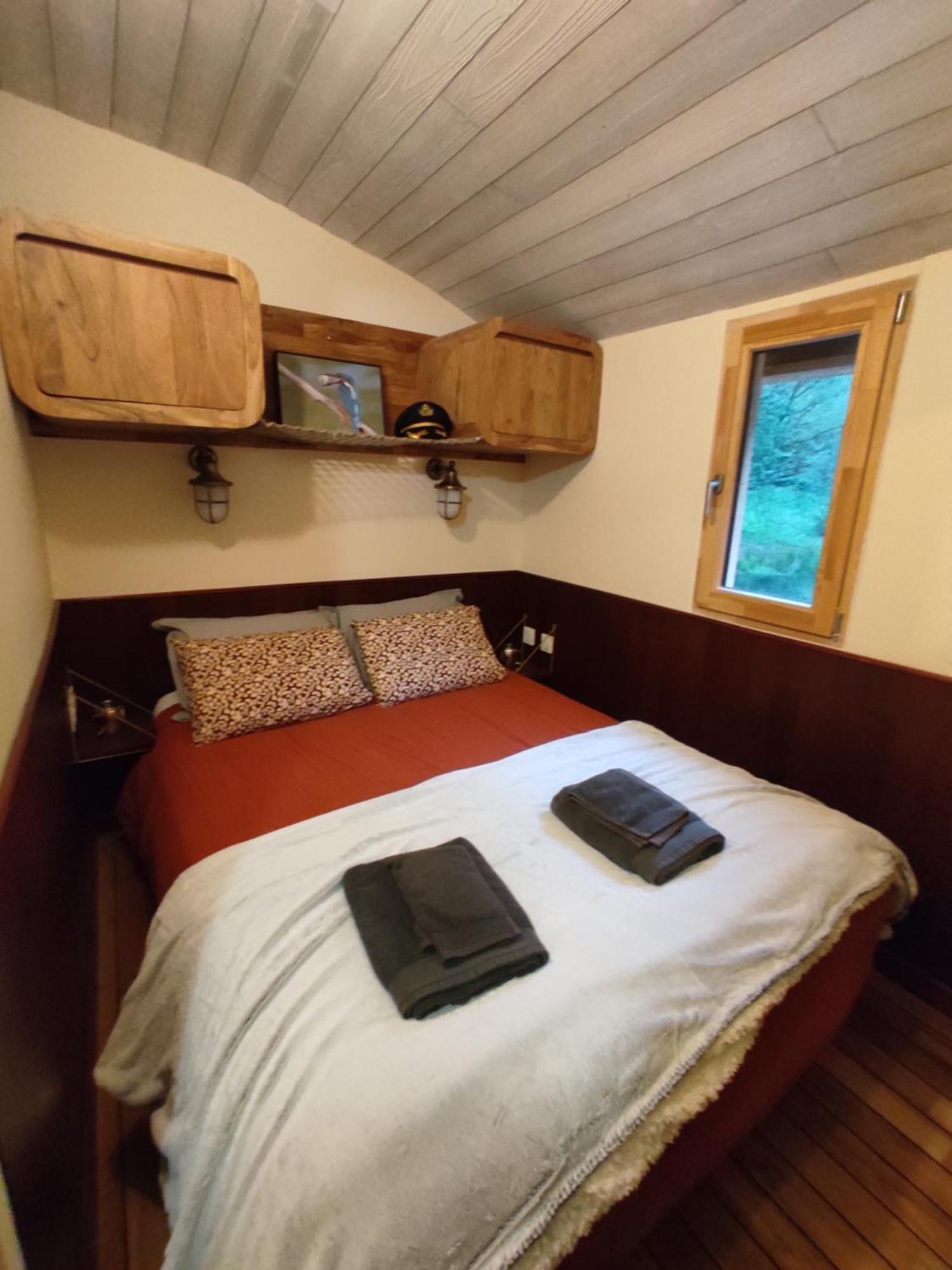 Domaine De La Clauzade Bed & Breakfast Saint-Germain-les-Vergnes Ngoại thất bức ảnh